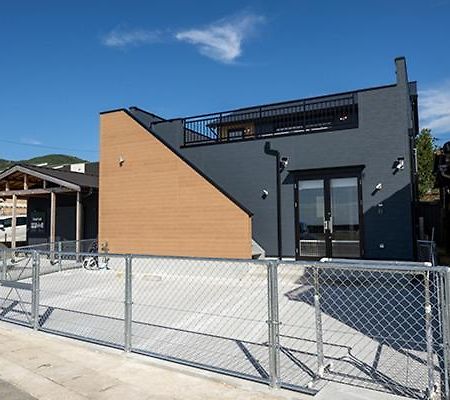 אוואג'י Rockstar Villa מראה חיצוני תמונה